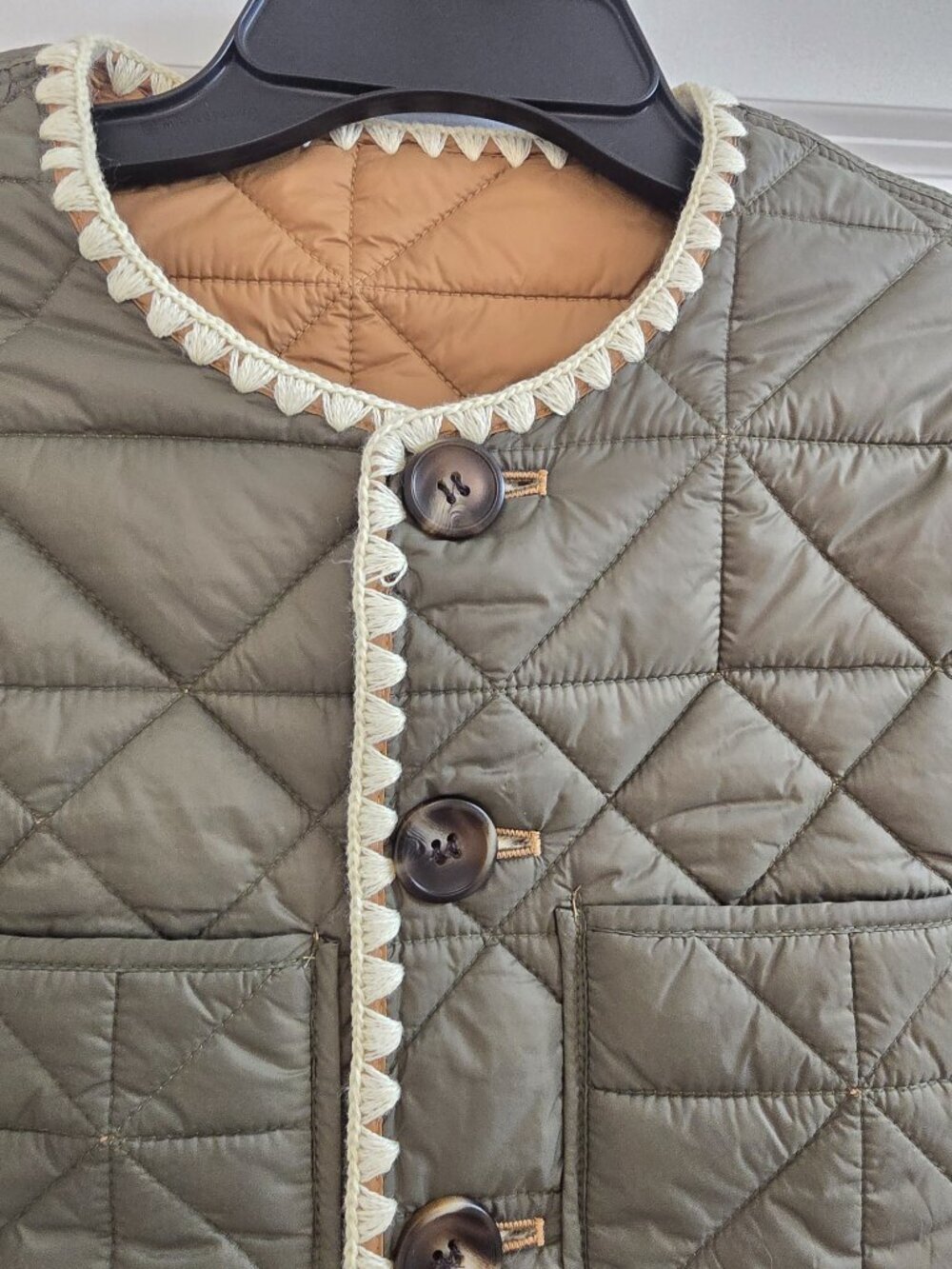 JOIE Whipstitch Quilted Buttoned Reversible Jacket Tan/Green - Picture 7 of 8